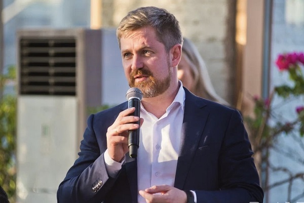 Иван Власов