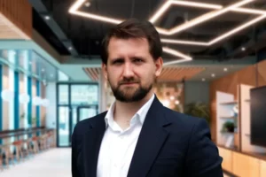 Никита Константинов