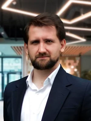 Никита Константинов